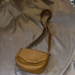INNUE brown Italy Crossbody Bag
